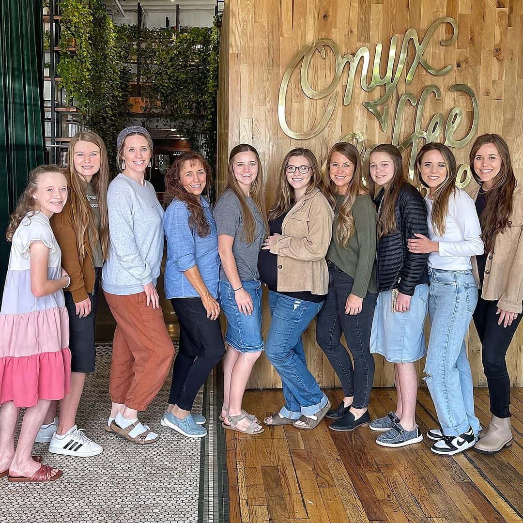'Counting On' alum Jinger Duggar no longer is in IBLP but still maintains relations with her family (Instagram/@jingervuolo)