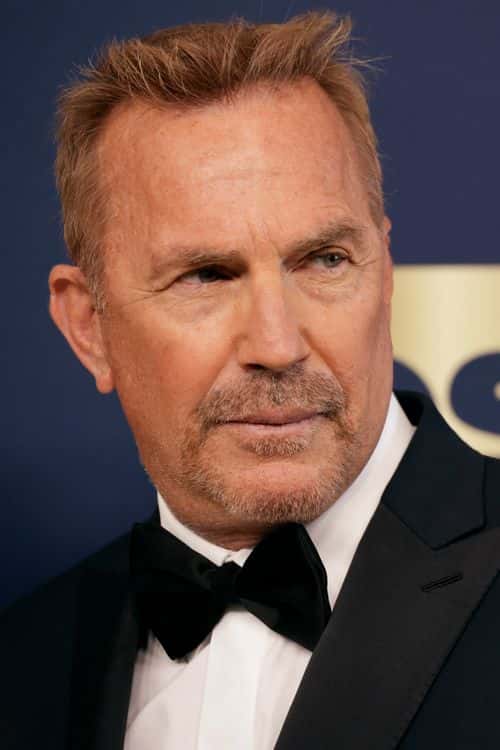 Kevin Costner attends the 28th Annual Screen Actors Guild Awards at Barker Hangar on February 27, 2022 in Santa Monica, California.