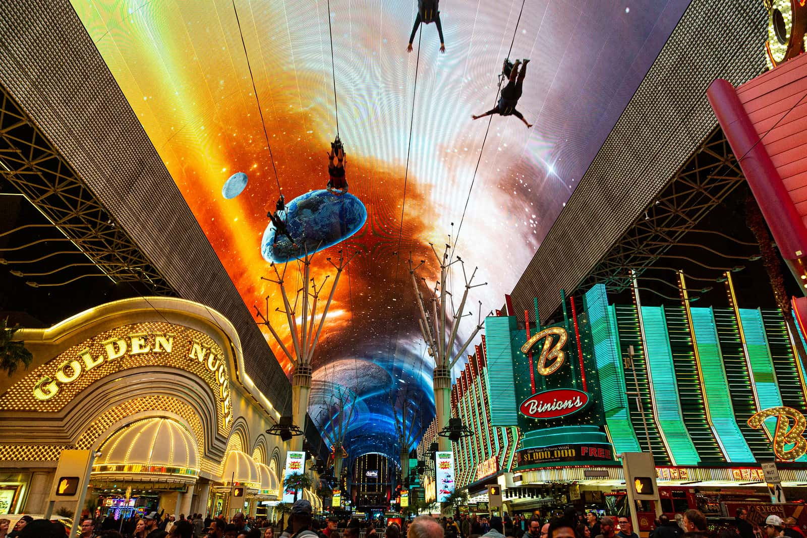 Who is Andrew Simon? Fremont Street Experience CEO goes incog in ...