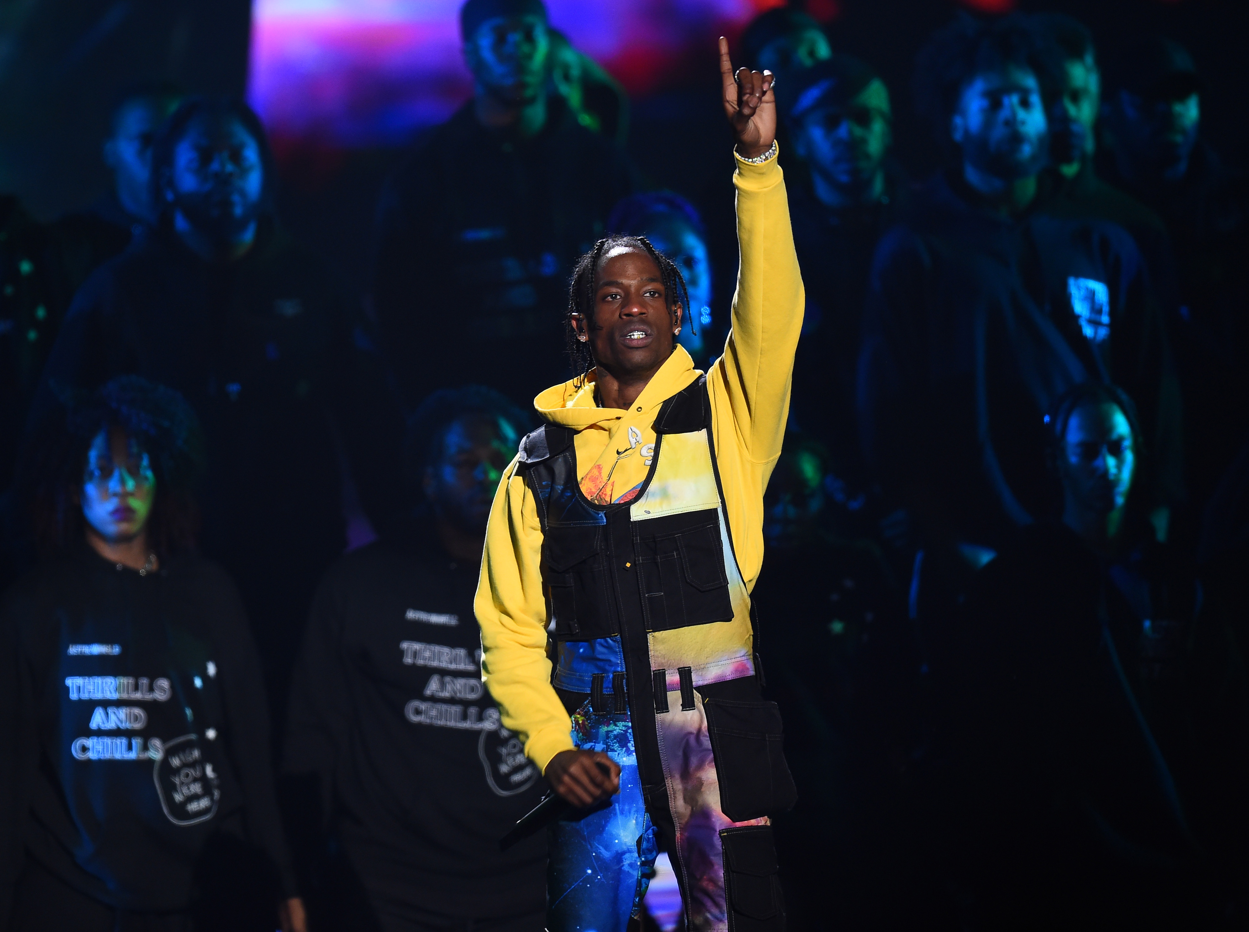 Travis Scott is confirmed as the fist guest to perform with Maroon 5 at the 2019 Super Bowl Halftime Show. (photo credits: Getty Images)