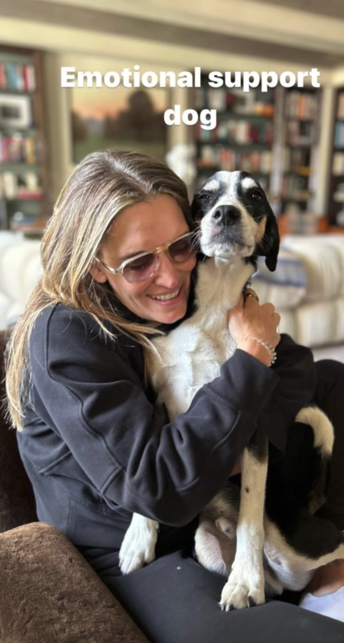 Ali Wentworth hugged her family dog Cooper, calling him the 'emotional support' (@therealaliwentworth/Instagram)
