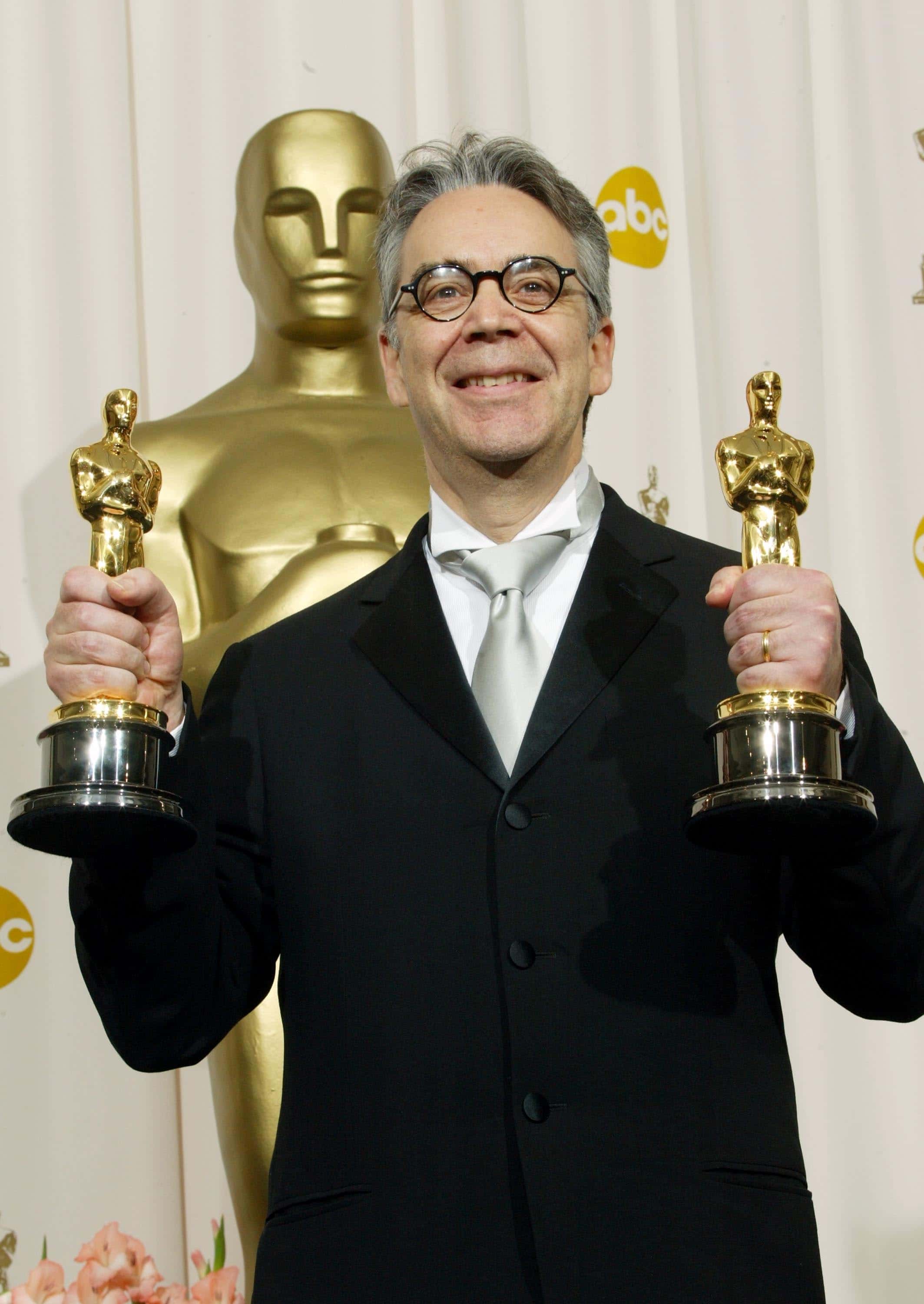 (HOLLYWOOD REPORTER AND US TABS OUT) Composer Howard Shore poses with his Oscar for Best Song Writing in a Motion Picture during the 76th Annual Academy Awards at the Kodak Theater on February 29, 2004 in Hollywood, California.