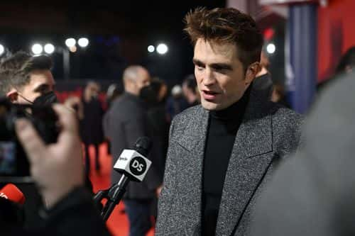 Robert Pattinson attends 