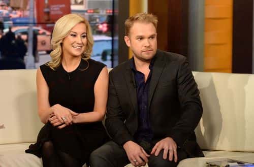 (EXCLUSIVE COVERAGE) Musician/TV personality Kellie Pickler and husband songwriter Kyle Jacobs visit