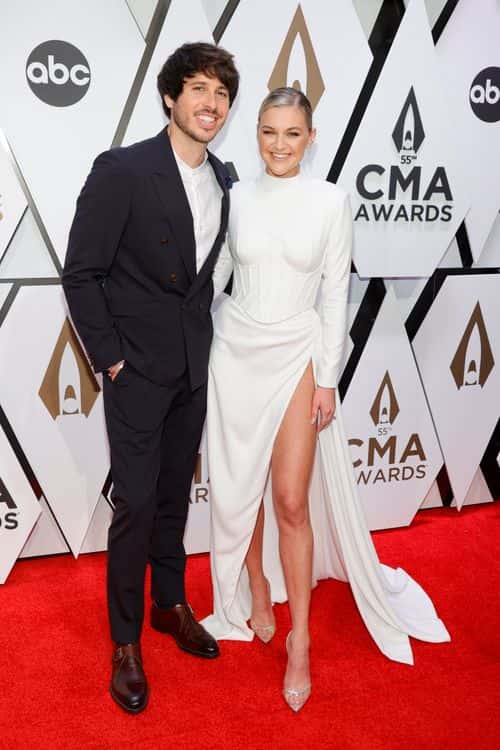 Morgan Evans and Kelsea Ballerini attend the 55th annual Country Music Association awards at the Bridgestone Arena on November 10, 2021 in Nashville, Tennessee.