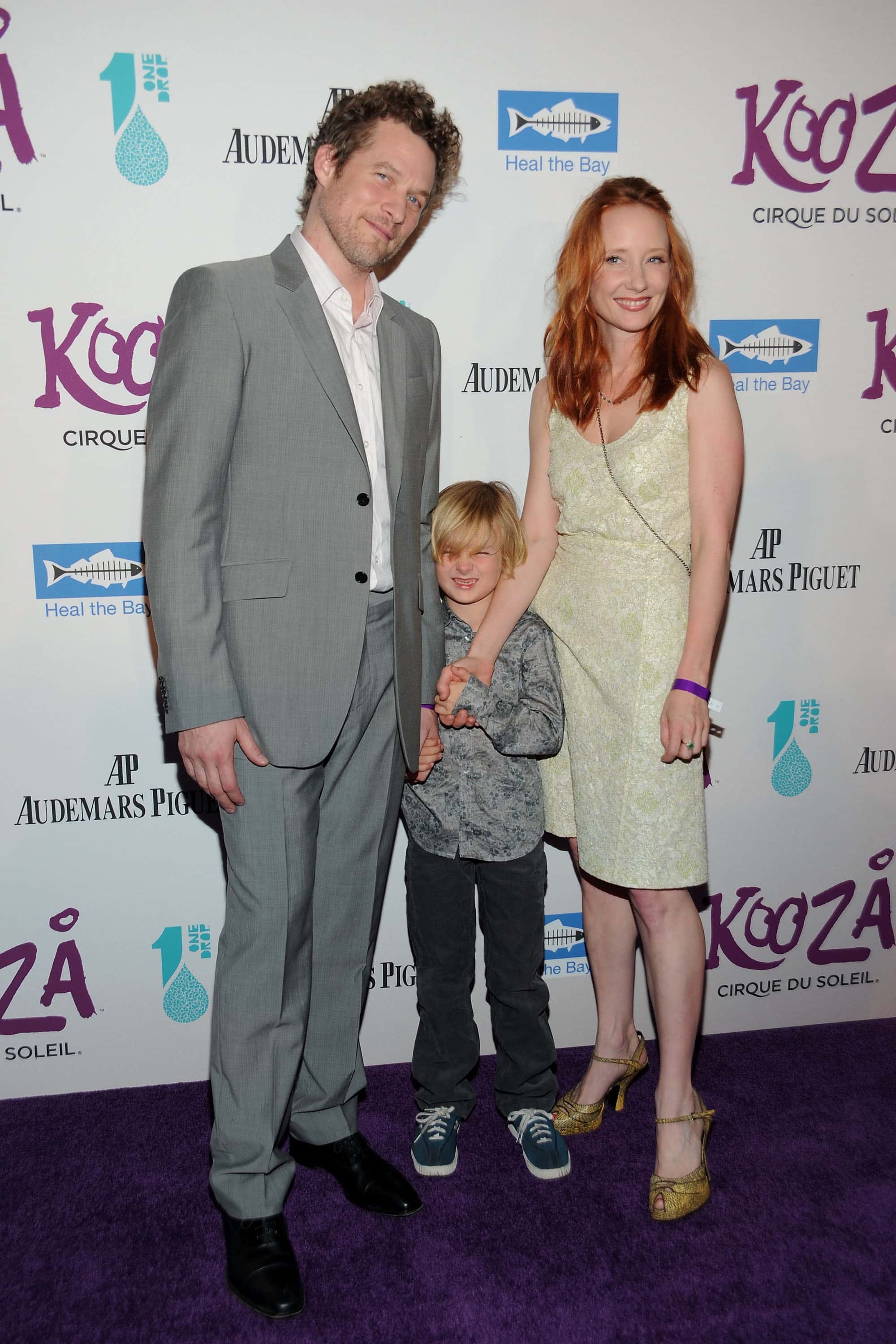 Actors James Tupper and Anne Heche with son arrive for the Cirque Du Solei Opening Night Gala For Kooza at the Santa Monica Pier on October 16, 2009 in Santa Monica, California.