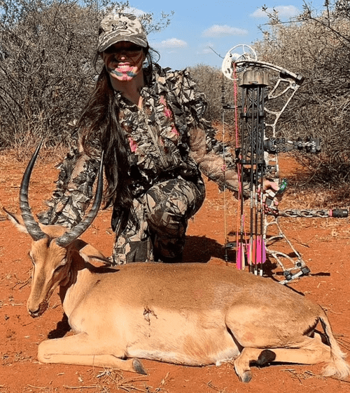 Crick revealed that she first started hunting in 2019 when she decided she wanted her meat to be free-range and hormone-free. (mediadrumworld.com/@bowhuntingca)