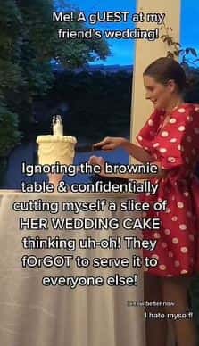 Hailey was wearing a red colored polka-dot dress and was licking her fingers while slicing the cake (@mediocrehailey/TikTok)